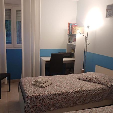 Beau Appartement Avec Garage Ferme بوزولي المظهر الخارجي الصورة